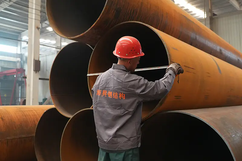 Beijing-Tianjin-Hebei eskualdeko indar industrialak aprobetxatuz, HAISHENG-ek Tangshan-en altzairuaren industriaren eraldaketa olatuari jarraitzen dio.